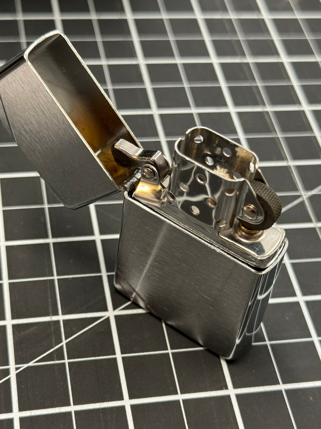 Zorro Diagonal Line - Brushed Chrome